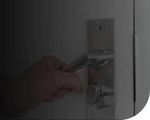 Slotenmaker Hoboken herstelt of vervangt een beschadigd slot voor extra veiligheid